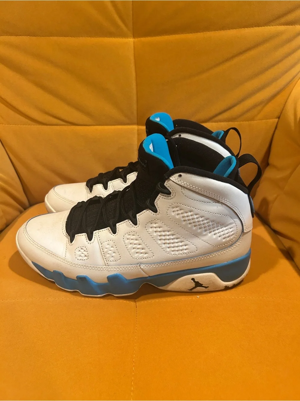 Jordan 9 Retro